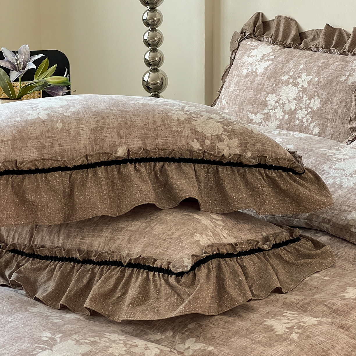 91家纺网 家纺一手货源 找家纺 喜颜 2025新款亚麻爆款花边四件套-直播热款 疏影