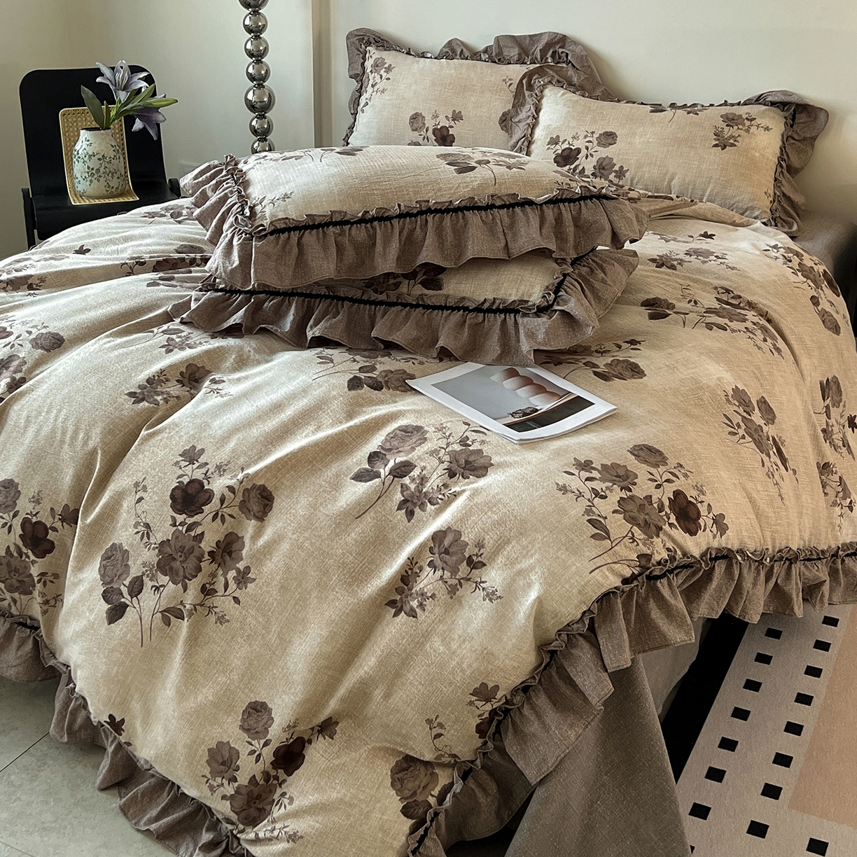 91家纺网 家纺一手货源 找家纺 喜颜 2025新款亚麻爆款花边四件套-直播热款 望帝-咖