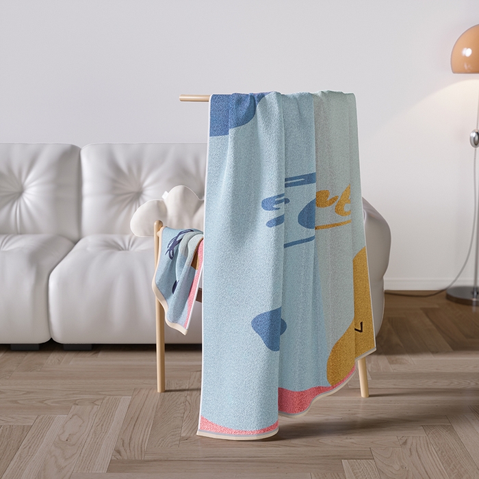 91家纺网 家纺一手货源 找家纺 悦然毛巾被 2025新款全棉色织提花毛圈浴巾 斑点蓝 70x140cm