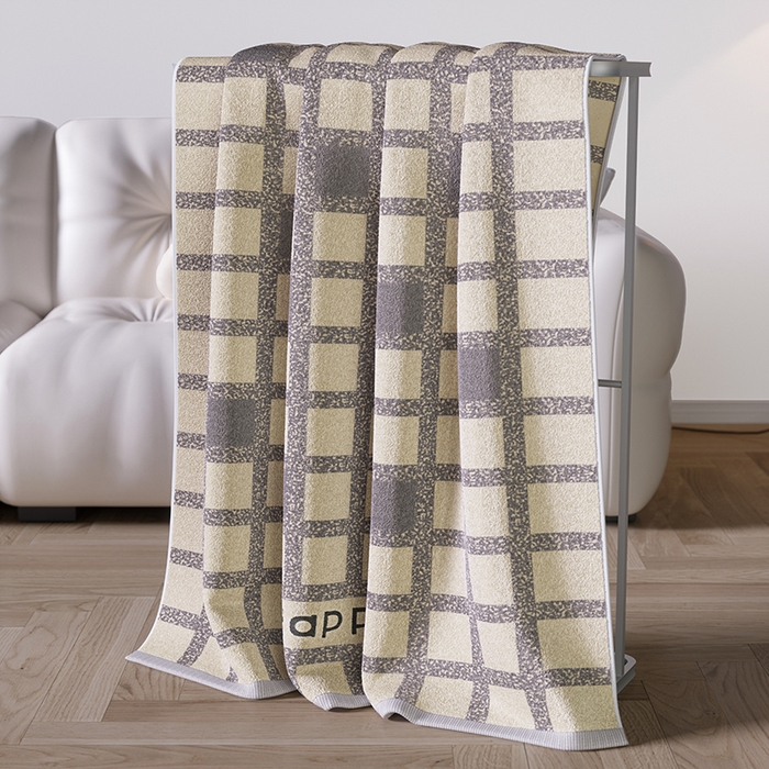 91家纺网 家纺一手货源 找家纺 悦然毛巾被 2025新款全棉色织提花毛圈浴巾 棋盘格咖 70x140cm