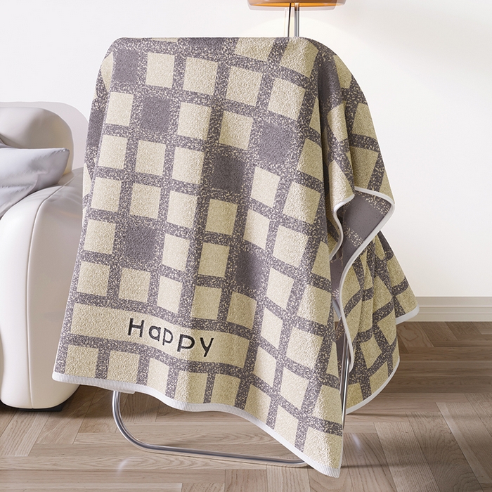 91家纺网 家纺一手货源 找家纺 悦然毛巾被 2025新款全棉色织提花毛圈浴巾 棋盘格咖 70x140cm