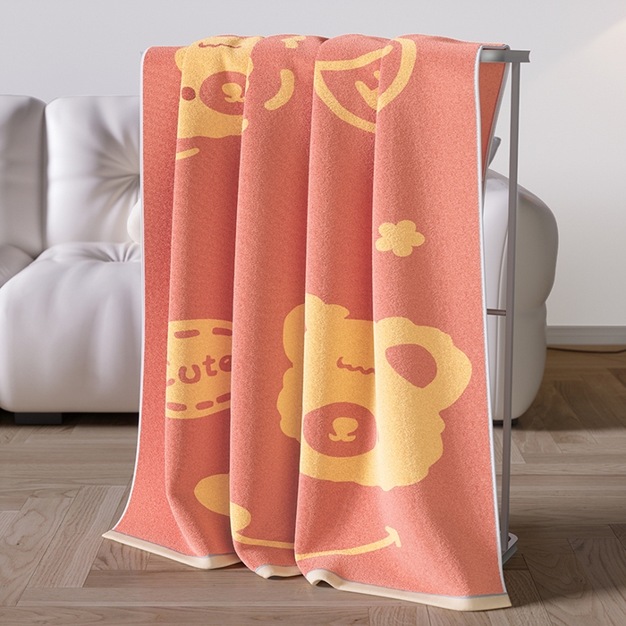 91家纺网 家纺一手货源 找家纺 悦然毛巾被 2025新款全棉色织提花毛圈浴巾 熊头澄黄 70x140cm