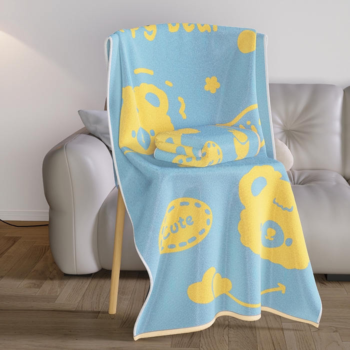 91家纺网 家纺一手货源 找家纺 悦然毛巾被 2025新款全棉色织提花毛圈浴巾 熊头蓝黄 70x140cm