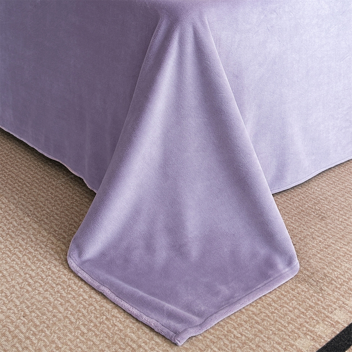 91家纺网 家纺一手货源 找家纺 笙意家纺 2025新款加厚牛奶绒法式数码印花宽边四件套 屿冬