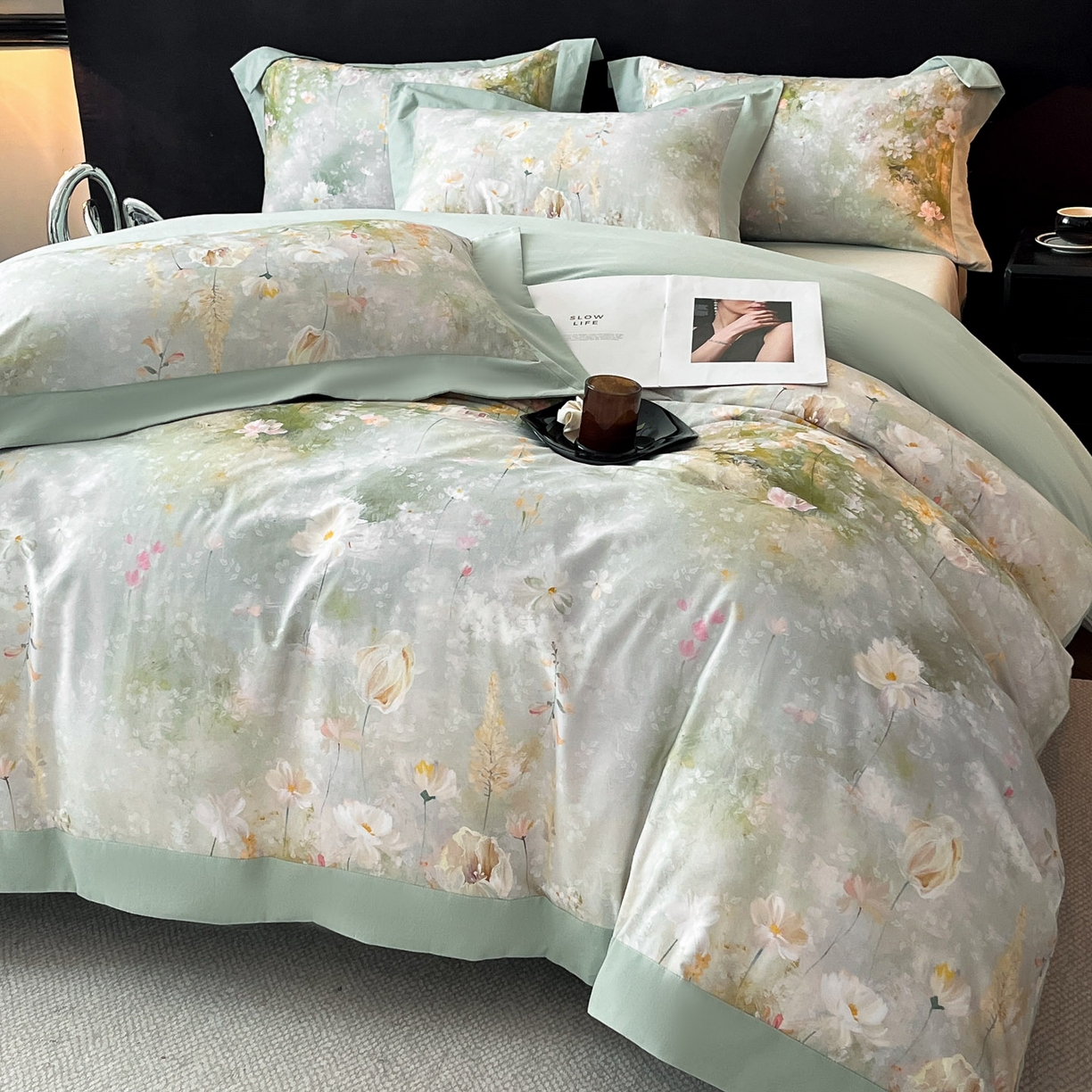 91家纺网 家纺一手货源 找家纺 博纳家纺 2025新款正宗3221纯棉磨毛印花宽边四件套系列-流光系列 半夏