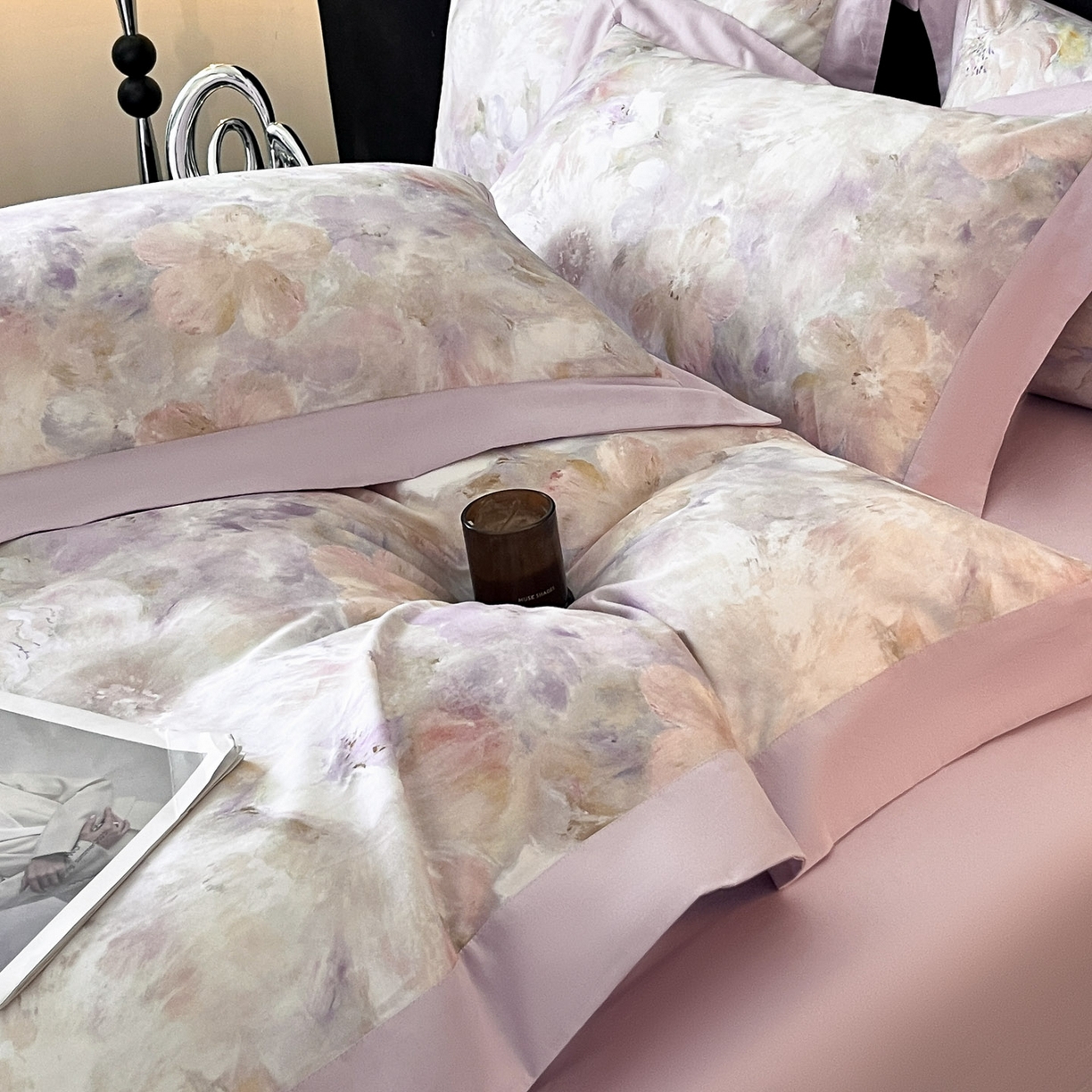 91家纺网 家纺一手货源 找家纺 博纳家纺 2025新款正宗3221纯棉磨毛印花宽边四件套系列-流光系列 卡罗拉