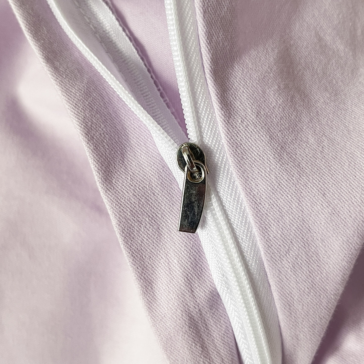 91家纺网 家纺一手货源 找家纺 博纳家纺 2025新款正宗3221纯棉磨毛印花宽边四件套系列-流光系列 卡罗拉