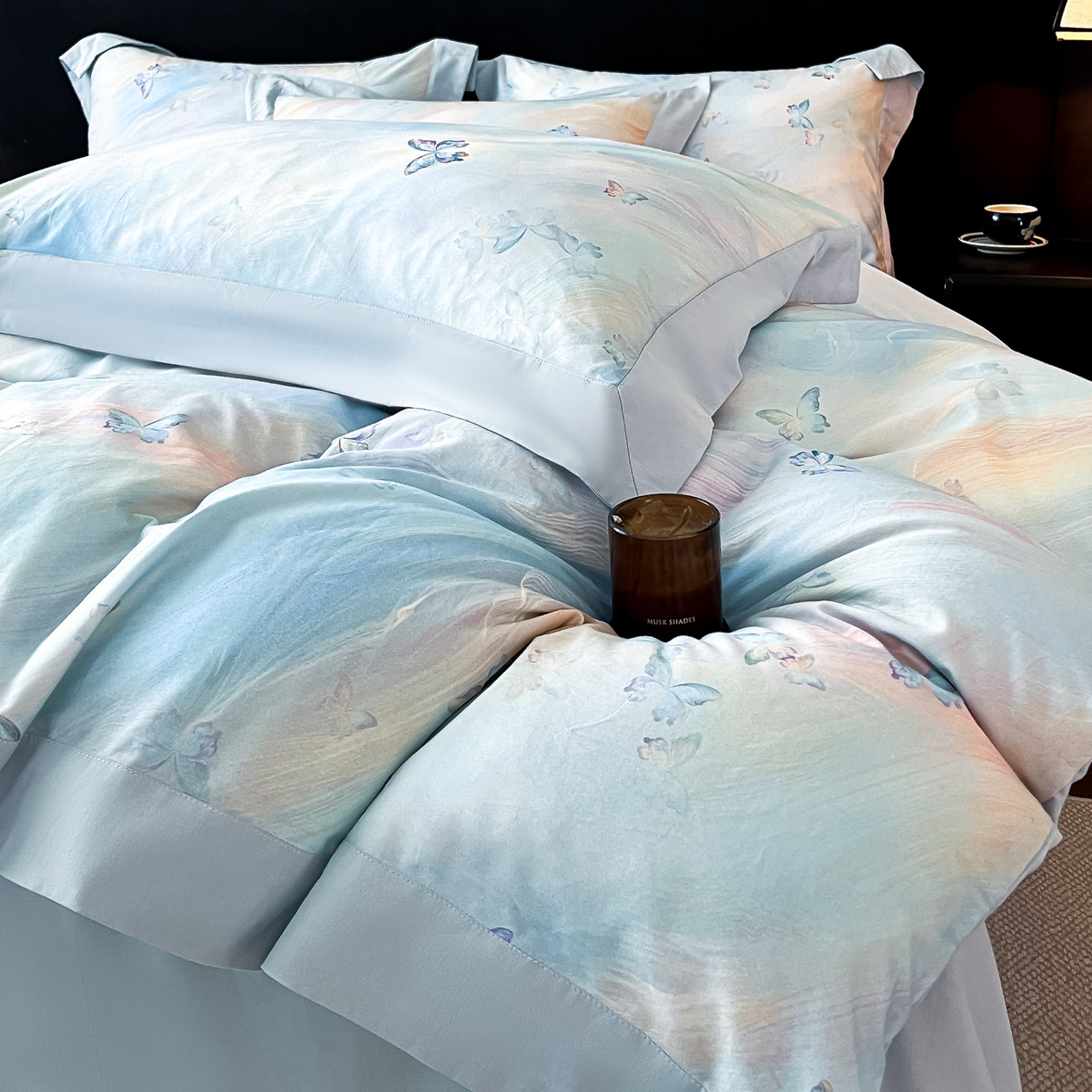 91家纺网 家纺一手货源 找家纺 博纳家纺 2025新款正宗3221纯棉磨毛印花宽边四件套系列-流光系列 流光-天兰