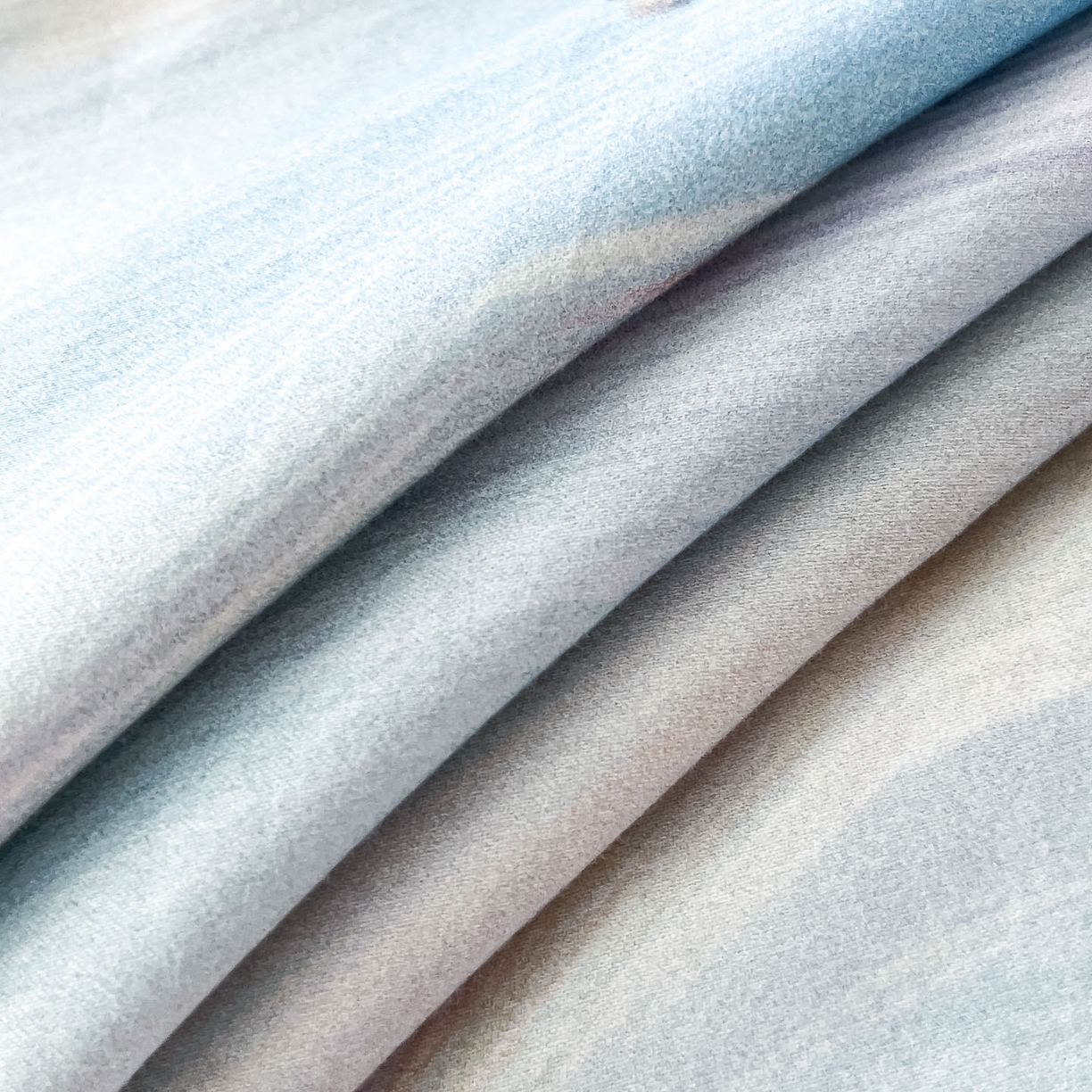 91家纺网 家纺一手货源 找家纺 博纳家纺 2025新款正宗3221纯棉磨毛印花宽边四件套系列-流光系列 流光-天兰