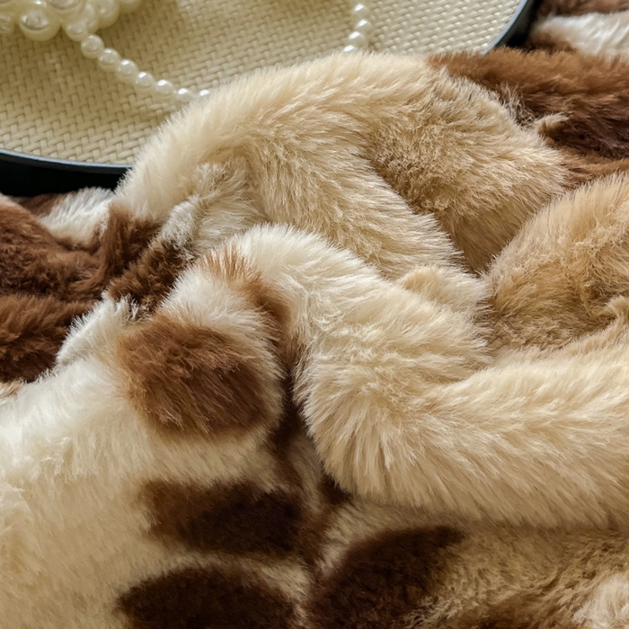 91家纺网 家纺一手货源 找家纺 梦纤绒 2025新款亲肤舒适兔毛印花牛奶绒保暖四件套一美拉德系 咖啡树枝