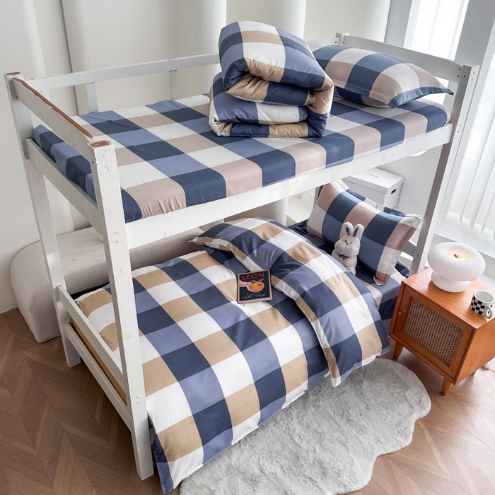 91家纺网 家纺一手货源 找家纺 南通菲度家纺 2025新款高克重芦荟棉四件套-宿舍 蓝白大格