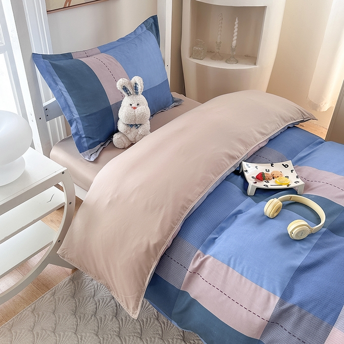 91家纺网 家纺一手货源 找家纺 南通菲度家纺 2025新款高克重芦荟棉四件套-宿舍 都市英伦