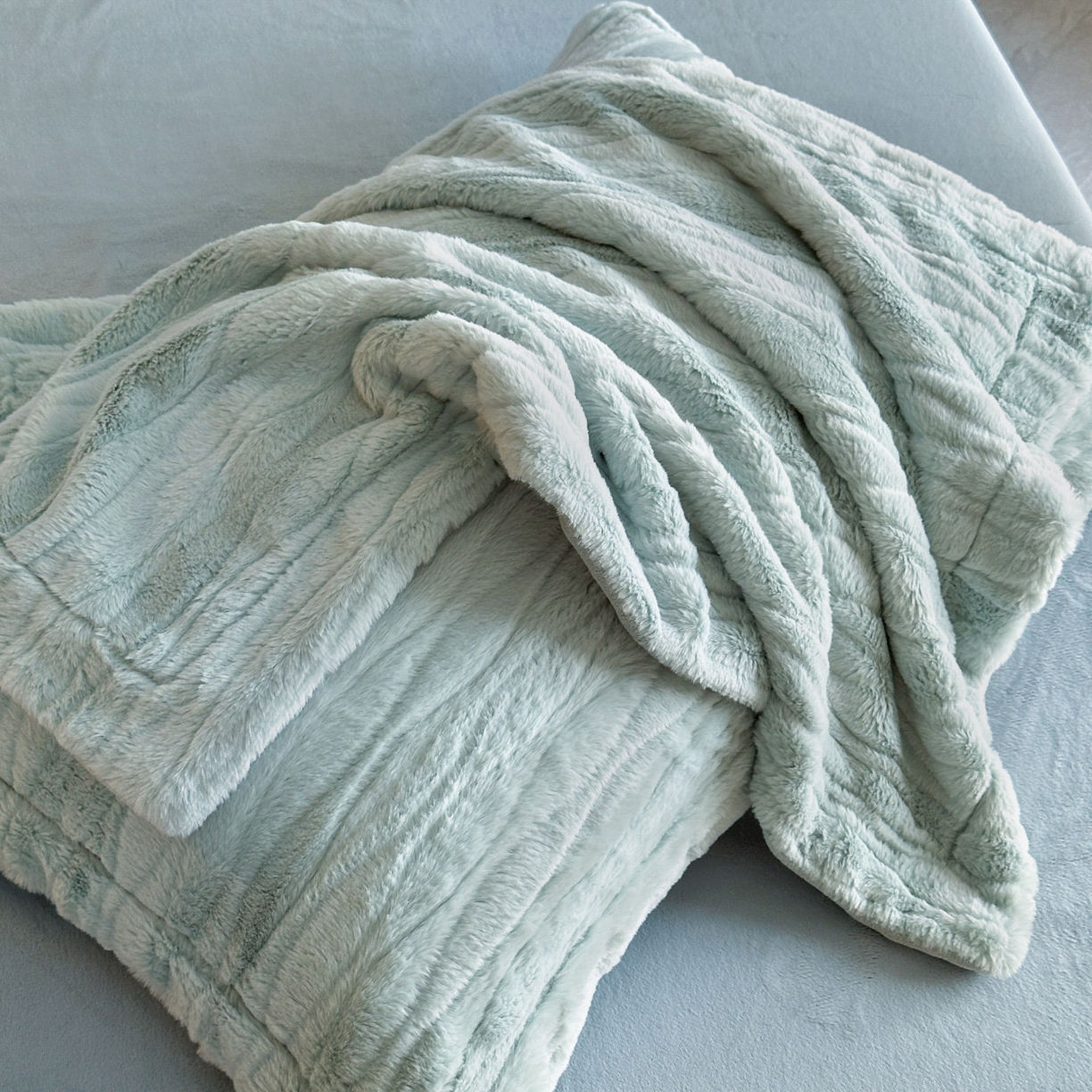 91家纺网 家纺一手货源 找家纺 恋绒家纺 2025新款加厚A面兔毛B面牛奶绒四件套 兔毛-湖水蓝