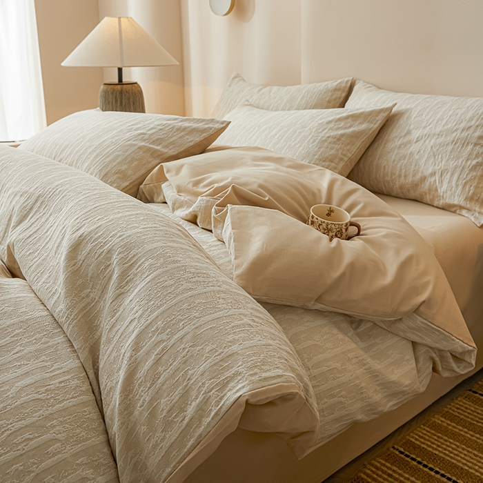 91家纺网 家纺一手货源 找家纺 （总）莱茵家居 2025新款全棉三层纱厚织提花磨毛四件套