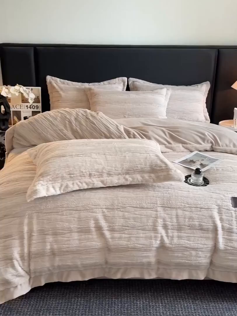 91家纺网 家纺一手货源 找家纺 恋绒家纺 2025新款加厚A面兔毛B面牛奶绒四件套 兔毛-石灰