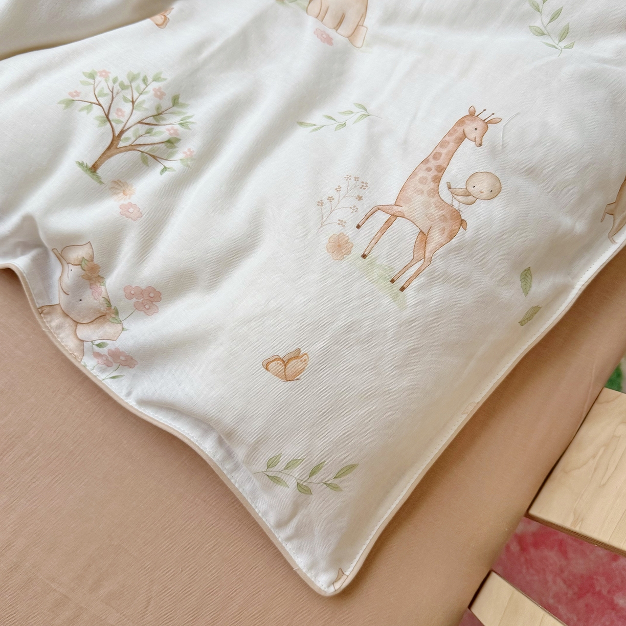 91家纺网 家纺一手货源 找家纺 （总）萌宝家纺 2025新款母婴A类全棉双层纱儿童被套纯棉纱布三件套