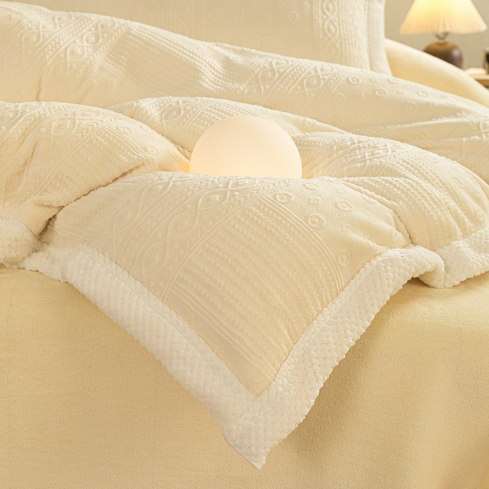 91家纺网 家纺一手货源 找家纺 （总）眠博士 2025新款洛克款浮雕烂花牛奶绒加厚保暖四件套