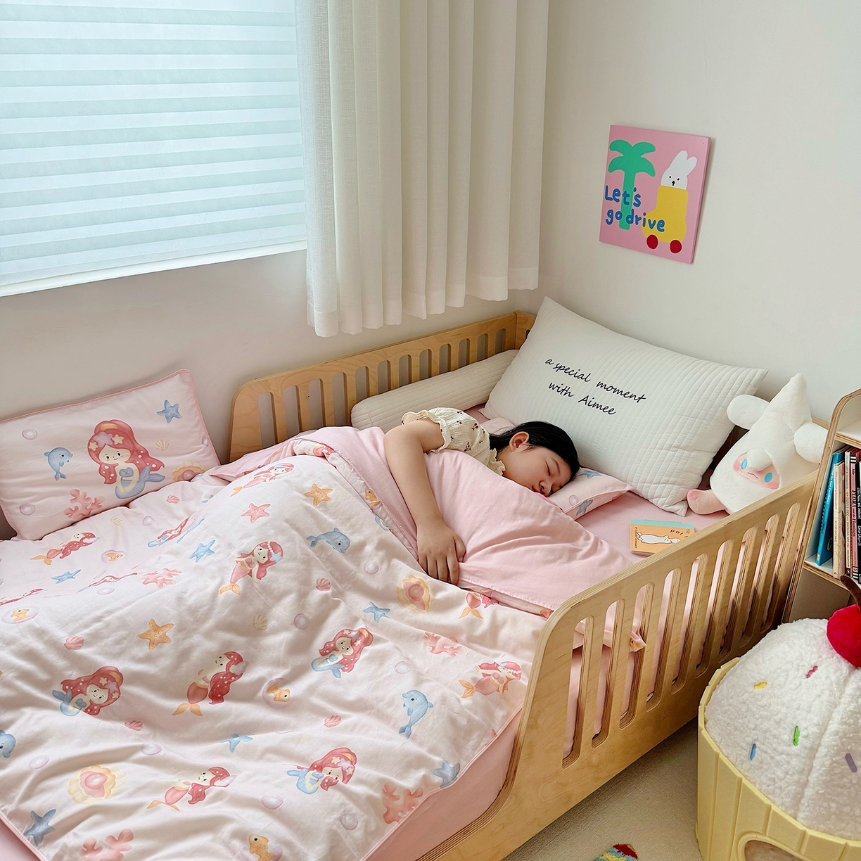 91家纺网 家纺一手货源 找家纺 萌宝家纺 2025新款母婴A类全棉双层纱儿童被套纯棉纱布三件套 美人鱼