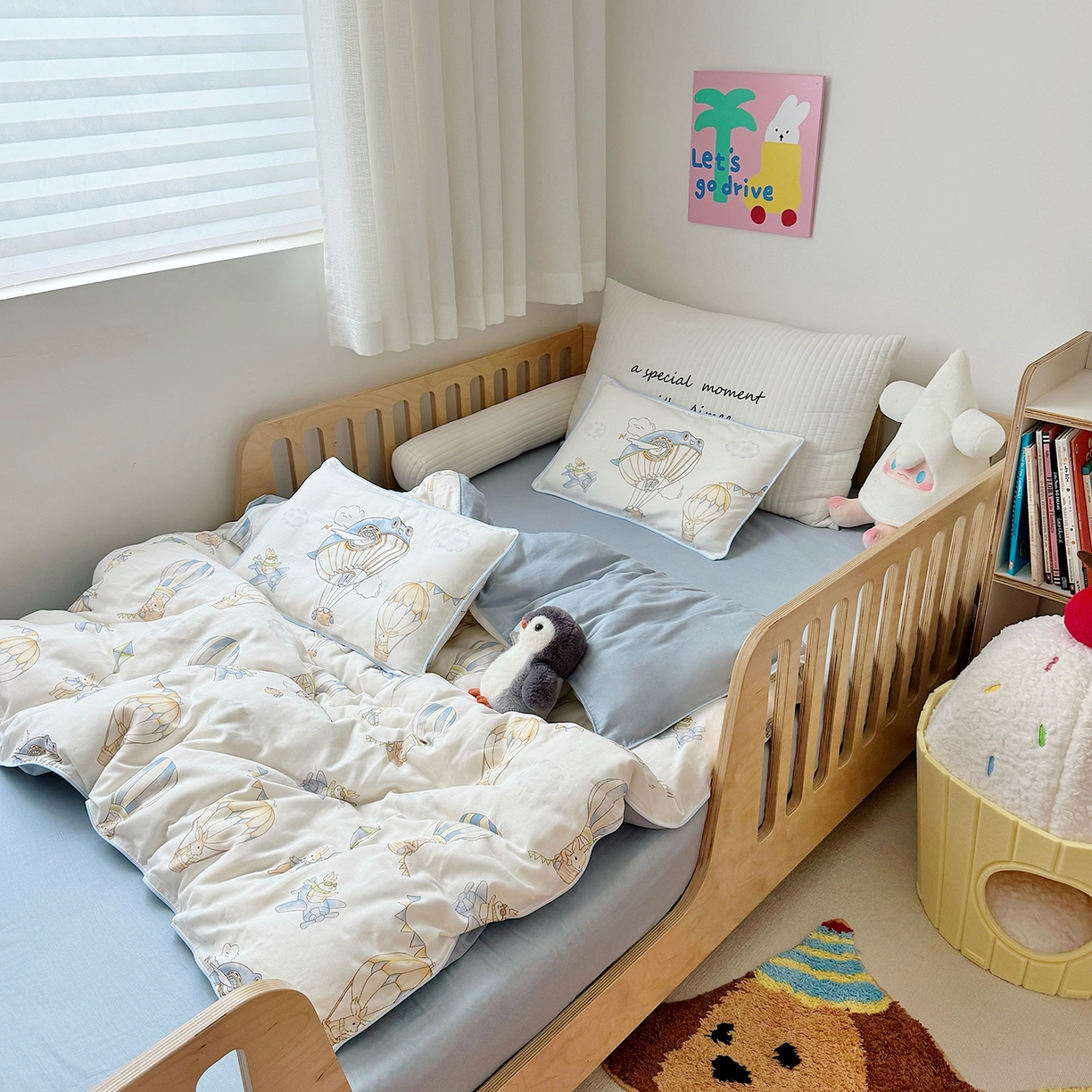 91家纺网 家纺一手货源 找家纺 萌宝家纺 2025新款母婴A类全棉双层纱儿童被套纯棉纱布三件套 热气球