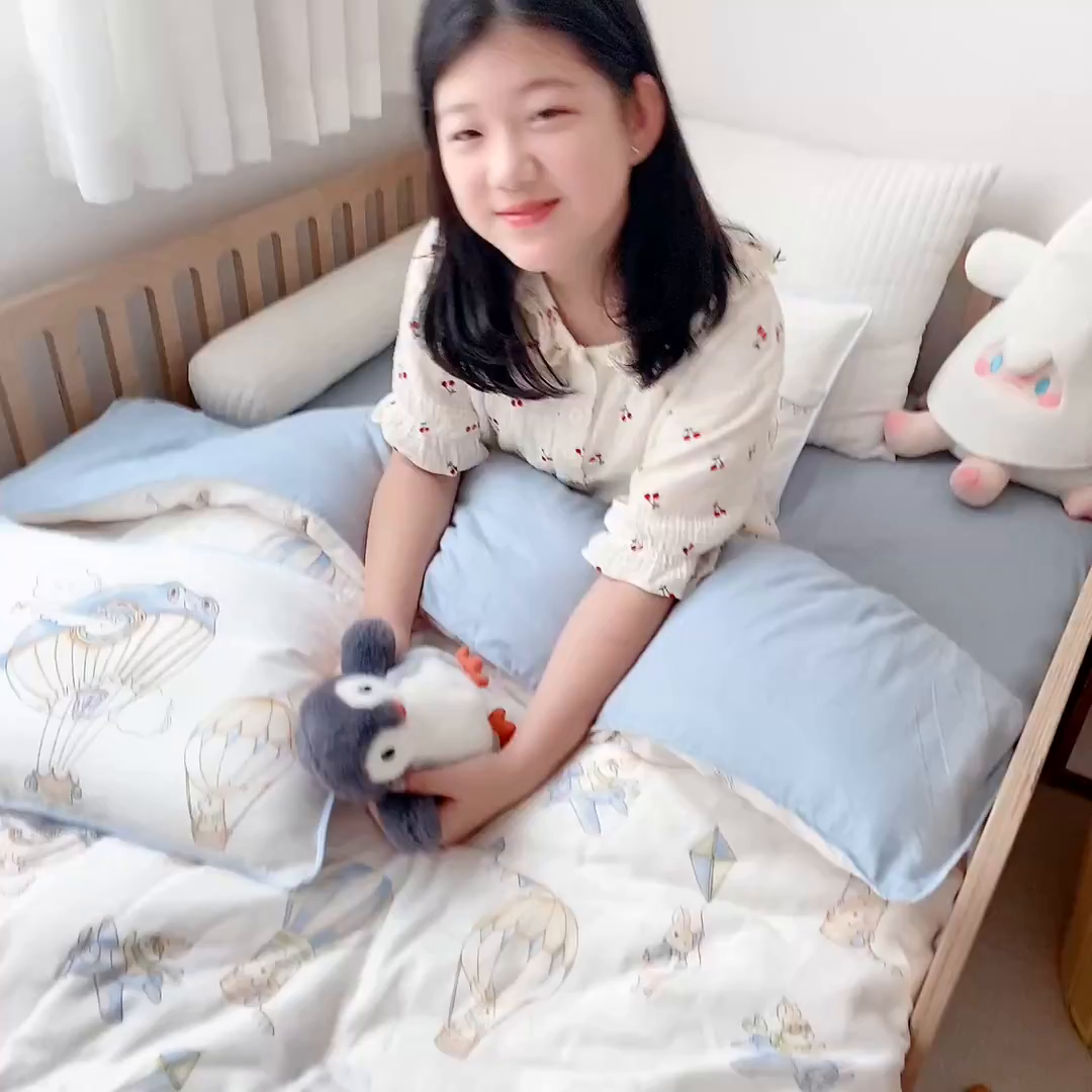 91家纺网 家纺一手货源 找家纺 萌宝家纺 2025新款母婴A类全棉双层纱儿童被套纯棉纱布三件套 热气球