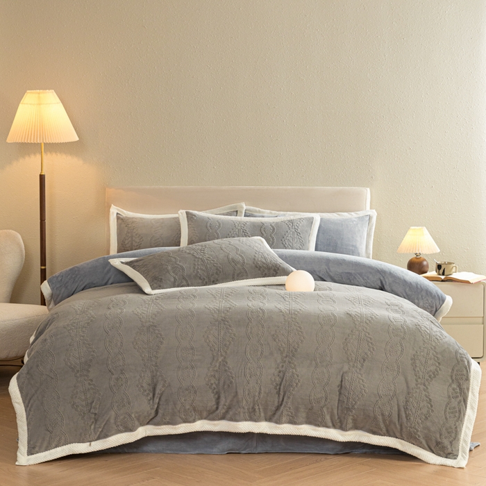 91家纺网 家纺一手货源 找家纺 眠博士 2025新款洛克款浮雕烂花牛奶绒加厚保暖四件套 洛克款-奇迹钛灰