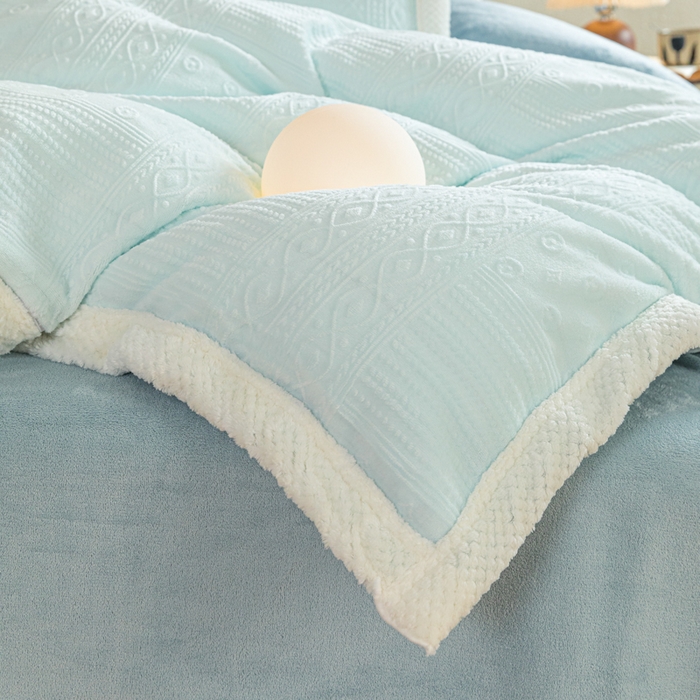 91家纺网 家纺一手货源 找家纺 眠博士 2025新款洛克款浮雕烂花牛奶绒加厚保暖四件套 洛克款-艺尚静蓝