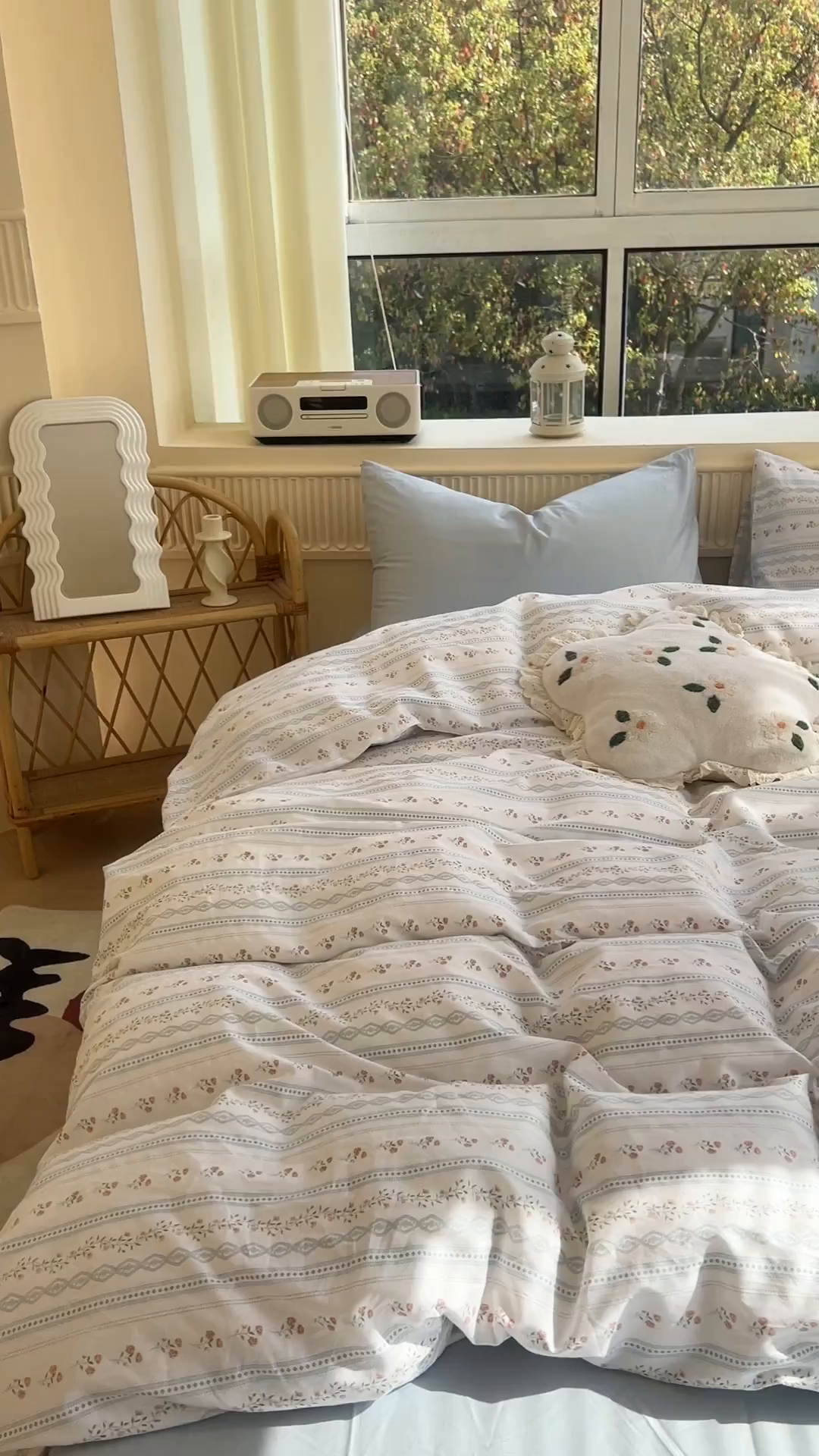 91家纺网 家纺一手货源 找家纺 花海 2025年蓝色系 小清新碎花全棉纯棉四件套40支13372ins博主风学生宿舍印花AA版 夏日告白蓝