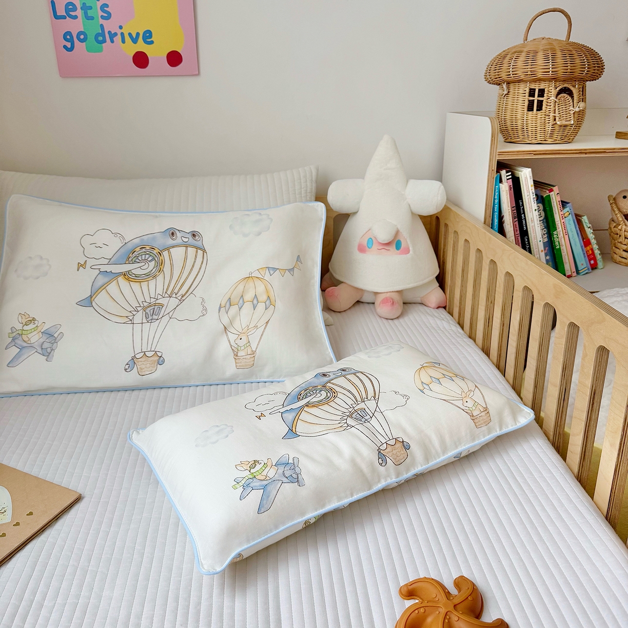 91家纺网 家纺一手货源 找家纺 萌宝家纺 2025新款A类大版全棉儿童双层纱枕套纯棉宝宝纱布枕头 热气球