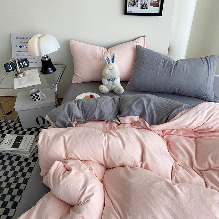 91家纺网 家纺一手货源 找家纺 南通菲度家纺 2025新款超柔皱皱水洗棉纯色四件套 浅粉灰