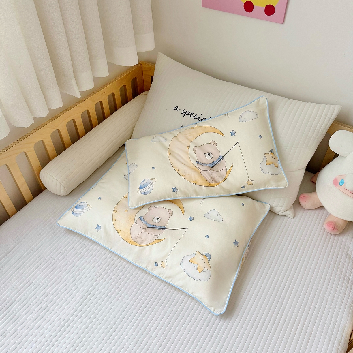 91家纺网 家纺一手货源 找家纺 萌宝家纺 2025新款A类大版全棉儿童双层纱枕套纯棉宝宝纱布枕头 晚安熊