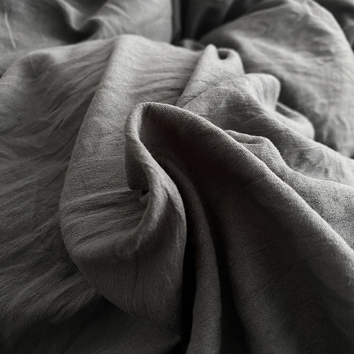 91家纺网 家纺一手货源 找家纺 南通菲度家纺 2025新款超柔皱皱水洗棉纯色四件套 深灰浅灰