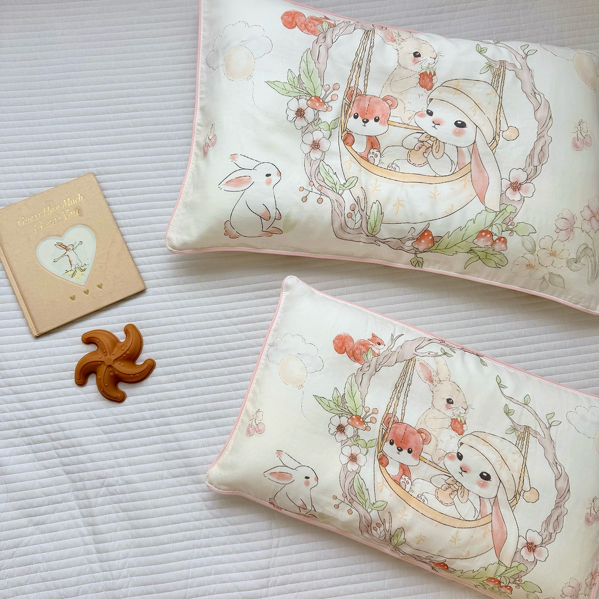 91家纺网 家纺一手货源 找家纺 萌宝家纺 2025新款A类大版全棉儿童双层纱枕套纯棉宝宝纱布枕头 摇篮兔