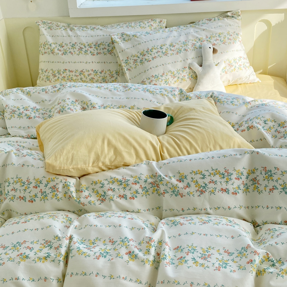 91家纺网 家纺一手货源 找家纺 花海 2025年第一批小清新碎花全棉纯棉四件套40支13372ins博主风学生宿舍印花AA版纯色床单 花海