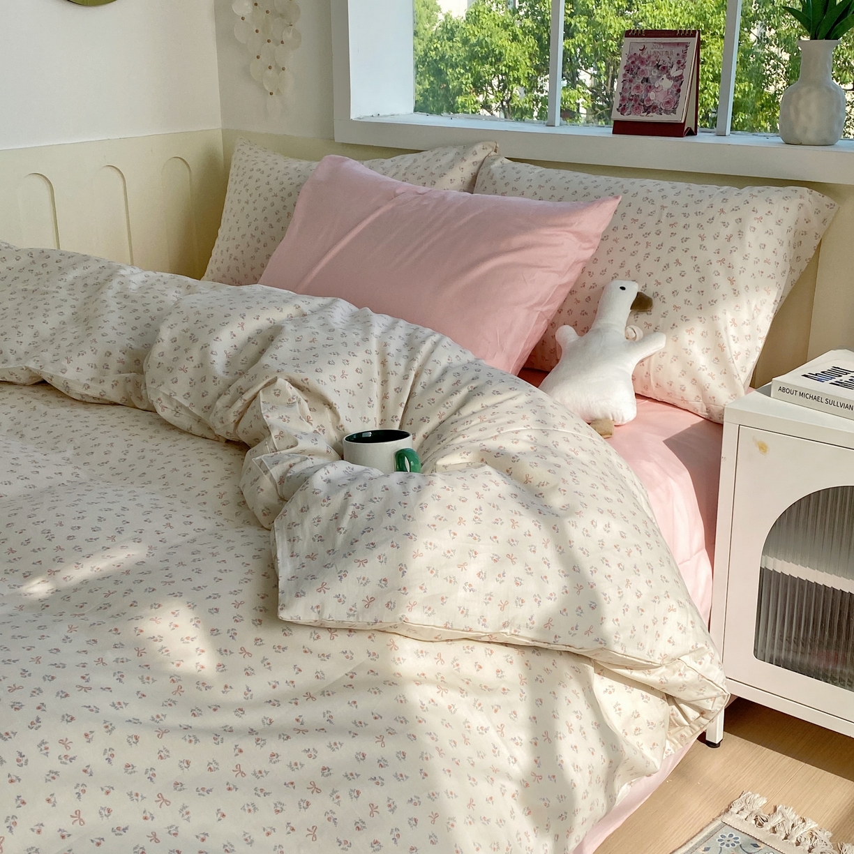 91家纺网 家纺一手货源 找家纺 花海 2025年第一批小清新碎花全棉纯棉四件套40支13372ins博主风学生宿舍印花AA版纯色床单 清弦