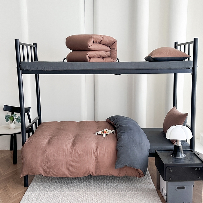 91家纺网 家纺一手货源 找家纺 南通菲度家纺 2025新款超柔皱皱水洗棉学生宿舍四件套 咖啡深灰