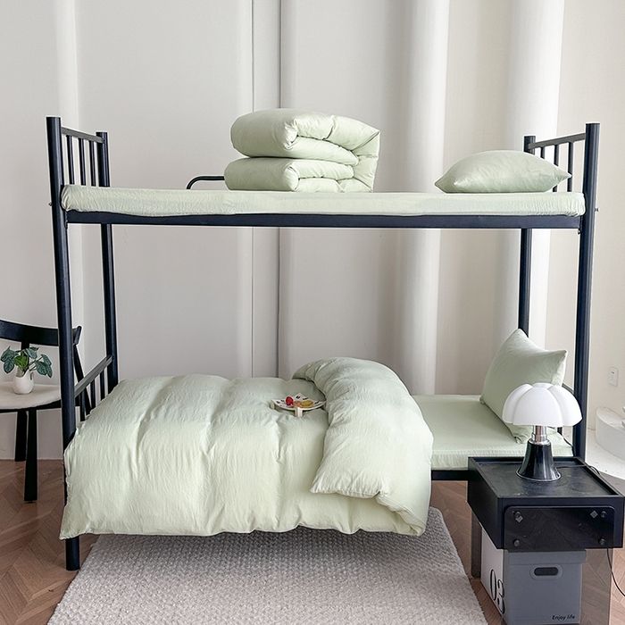 91家纺网 家纺一手货源 找家纺 南通菲度家纺 2025新款超柔皱皱水洗棉学生宿舍四件套 奶绿色