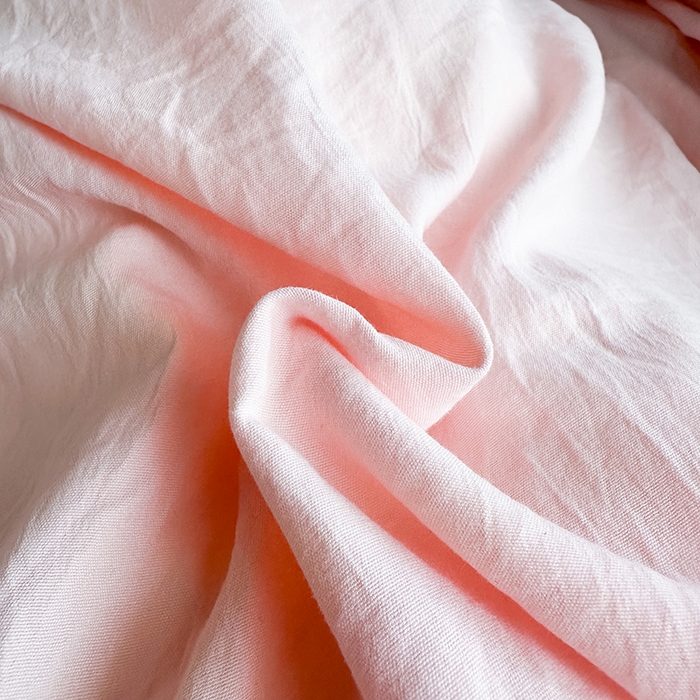 91家纺网 家纺一手货源 找家纺 南通菲度家纺 2025新款超柔皱皱水洗棉学生宿舍四件套 浅粉灰