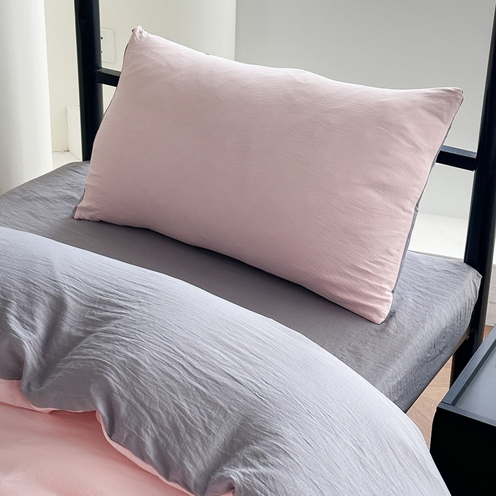 91家纺网 家纺一手货源 找家纺 南通菲度家纺 2025新款超柔皱皱水洗棉学生宿舍四件套 浅粉灰