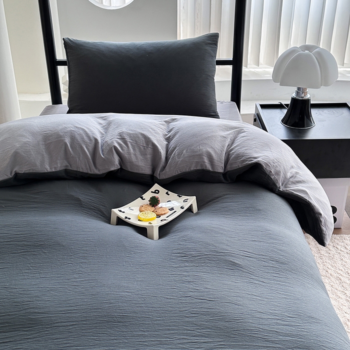 91家纺网 家纺一手货源 找家纺 南通菲度家纺 2025新款超柔皱皱水洗棉学生宿舍四件套 深灰浅灰