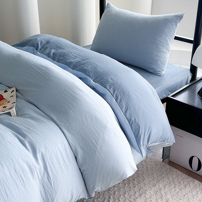 91家纺网 家纺一手货源 找家纺 南通菲度家纺 2025新款超柔皱皱水洗棉学生宿舍四件套 雾蓝月光蓝