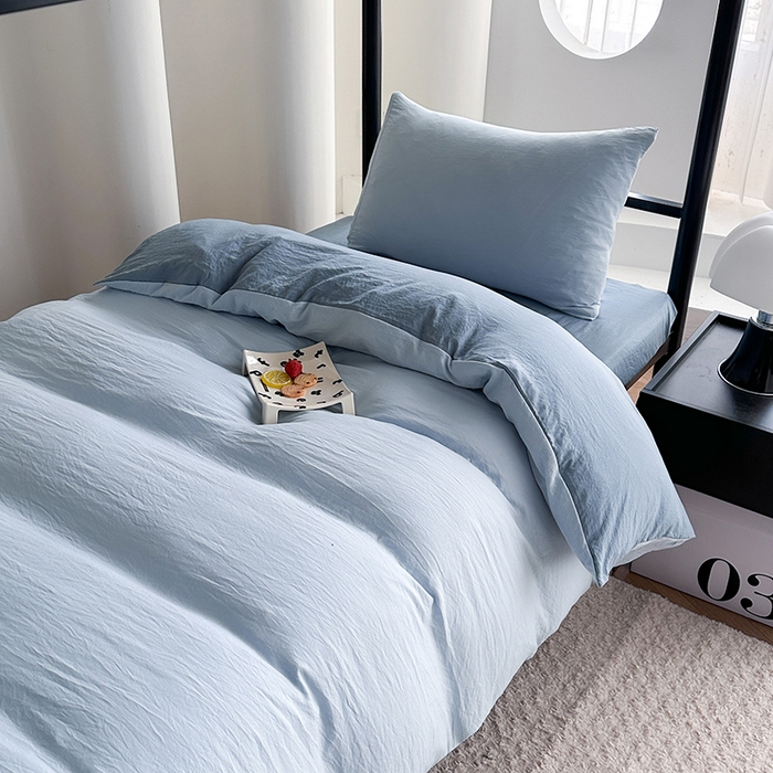 91家纺网 家纺一手货源 找家纺 南通菲度家纺 2025新款超柔皱皱水洗棉学生宿舍四件套 雾蓝月光蓝