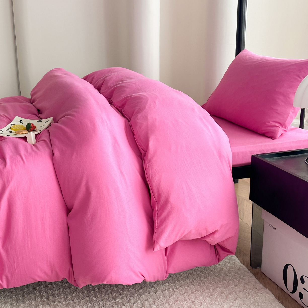 91家纺网 家纺一手货源 找家纺 南通菲度家纺 2025新款超柔皱皱水洗棉学生宿舍四件套 玫红