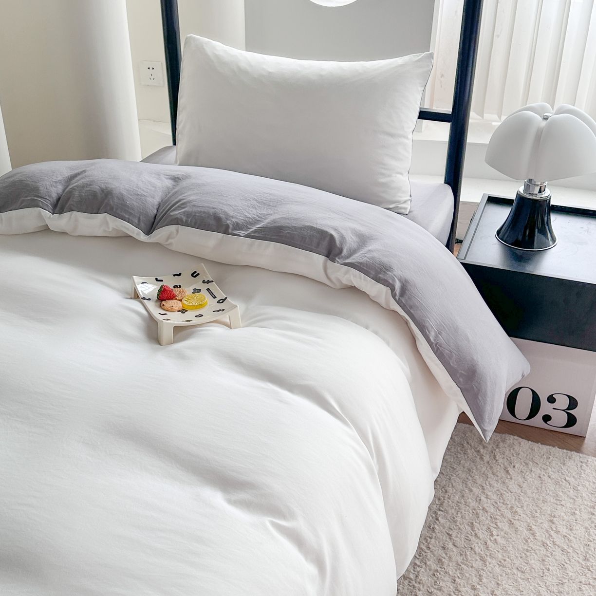 91家纺网 家纺一手货源 找家纺 南通菲度家纺 2025新款超柔皱皱水洗棉学生宿舍四件套 奶白灰