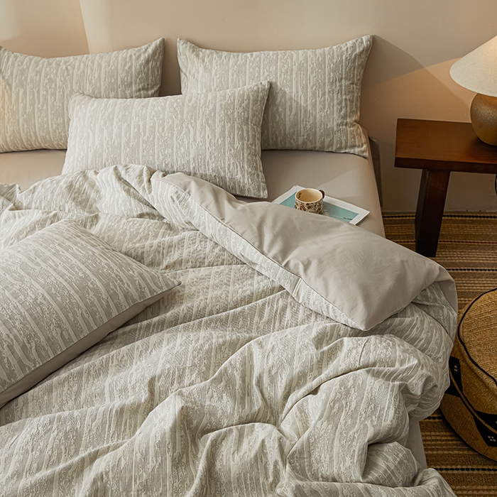 91家纺网 家纺一手货源 找家纺 （总）莱茵家居 2025新款全棉三层纱厚织提花磨毛四件套