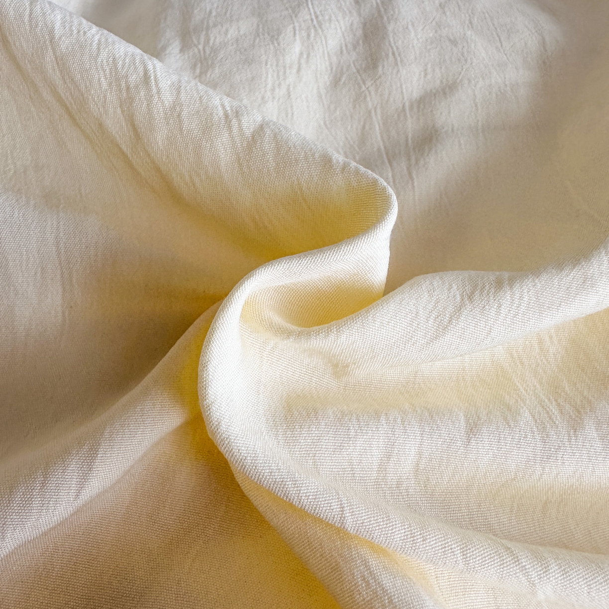 91家纺网 家纺一手货源 找家纺 南通菲度家纺 2025新款超柔皱皱水洗棉学生宿舍四件套 奶黄粉