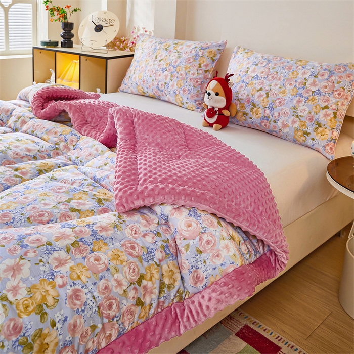 91家纺网 家纺一手货源 找家纺 黛妮雅2025新款全棉豆豆绒春秋被学生单双人被子被芯冬被（提供买家秀）曼塔香