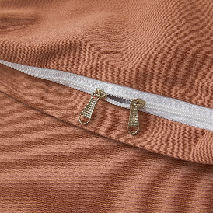 91家纺网 家纺一手货源 找家纺 莱茵家居 2025新款全棉三层纱厚织提花磨毛四件套 漫叙-茶红