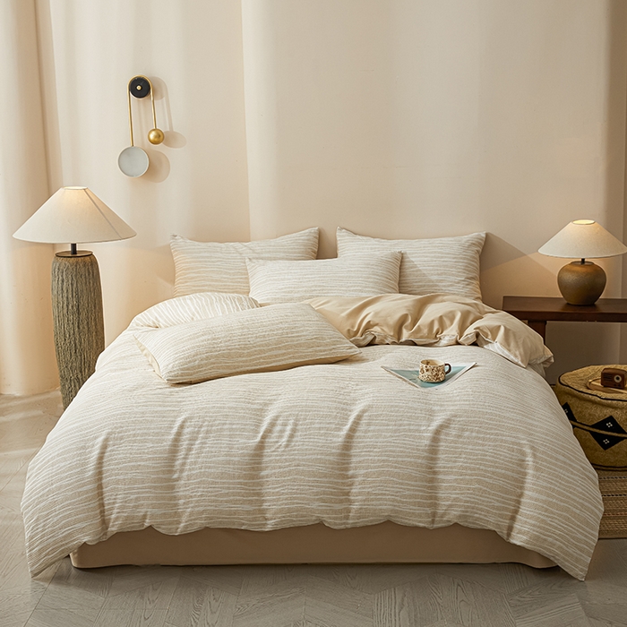 91家纺网 家纺一手货源 找家纺 莱茵家居 2025新款全棉三层纱厚织提花磨毛四件套 漫叙-卡其