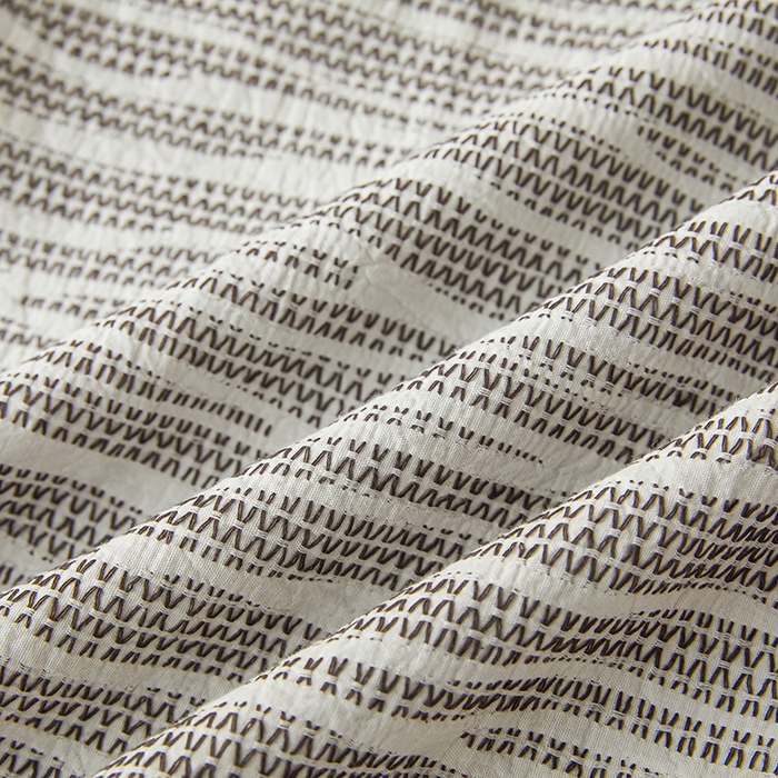 91家纺网 家纺一手货源 找家纺 莱茵家居 2025新款全棉三层纱厚织提花磨毛四件套 漫叙-喃灰