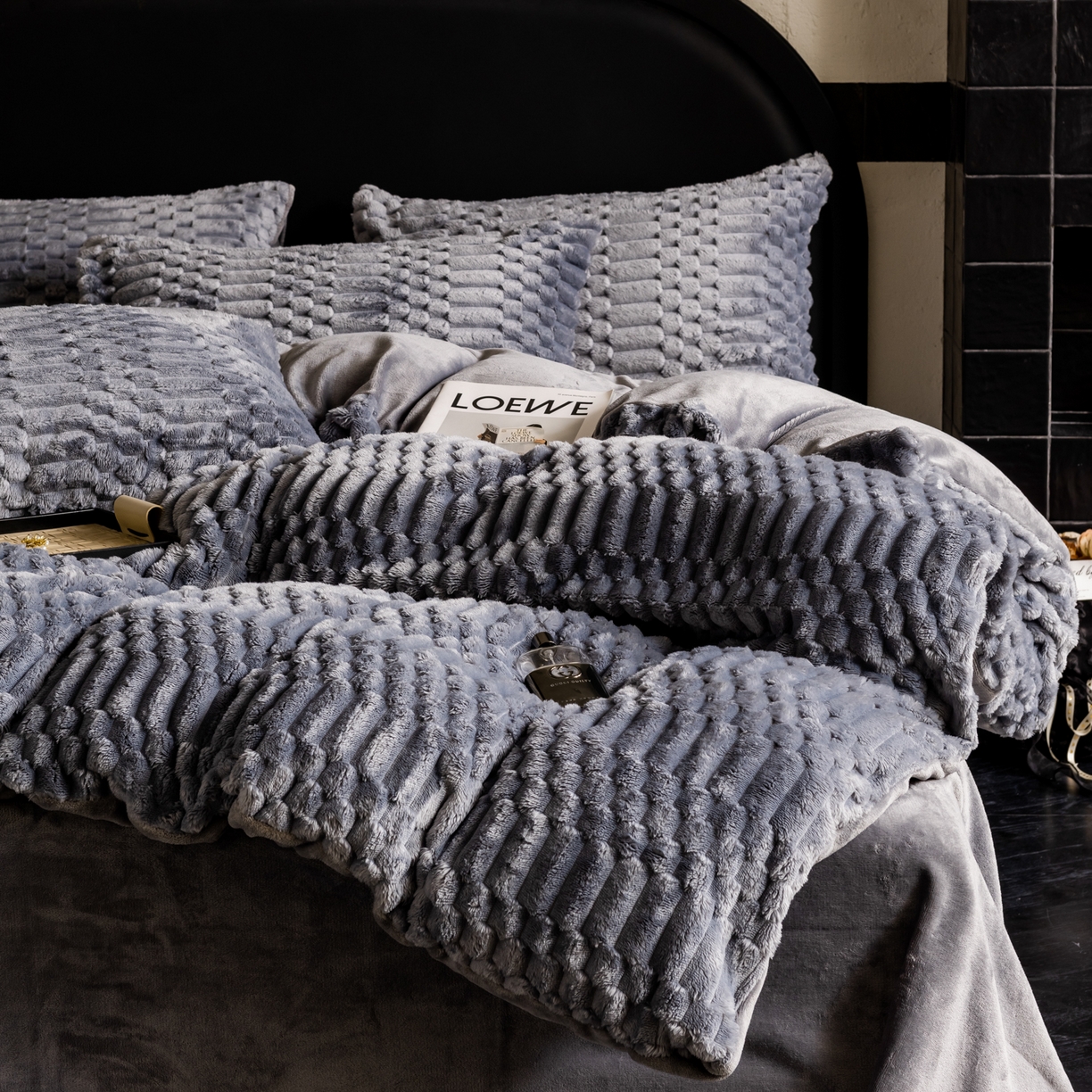 91家纺网 家纺一手货源 找家纺 潮邦创意家居 2025新款冬季提花奶芙绒牛奶绒四件套-暖绒奶芙系列 暖绒奶芙--星紫